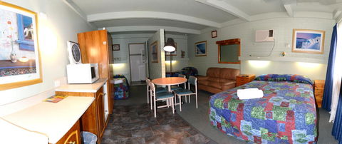 Ardeanal Motel - Broome Tourism 7
