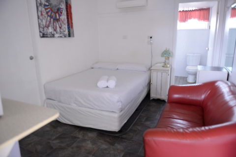 Ardeanal Motel - Broome Tourism 24