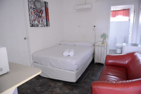 Ardeanal Motel - Broome Tourism 26