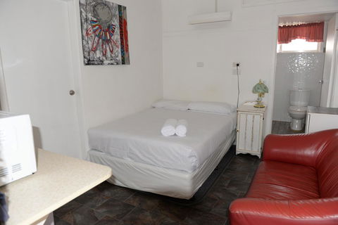 Ardeanal Motel - Broome Tourism 25