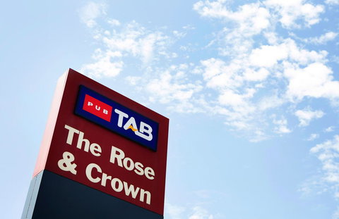 Nightcap At Rose & Crown Hotel - Broome Tourism 37