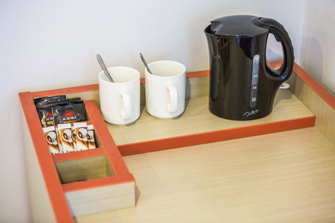 Nightcap At Rose & Crown Hotel - Broome Tourism 18