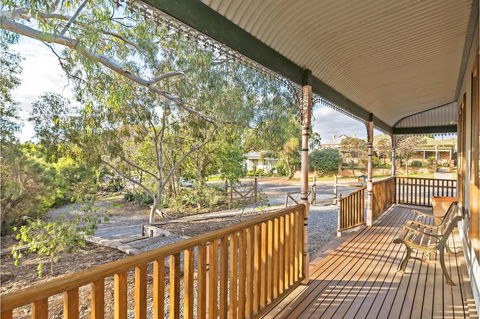 Rustic On 13th - Broome Tourism 20