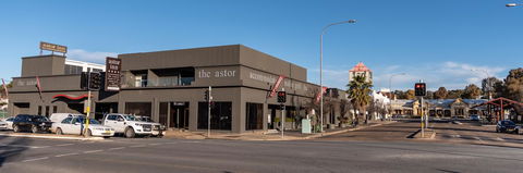 Astor Inn - Broome Tourism 18