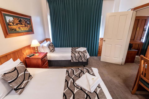 Astor Inn - Broome Tourism 11