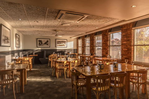 Astor Inn - Broome Tourism 24