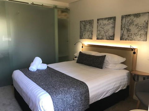 Astor Inn - Broome Tourism 1