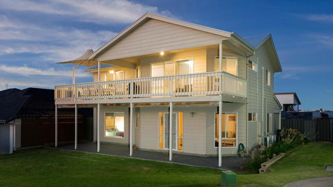 Rocks Beach House Victor Harbor - Broome Tourism 4