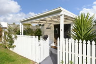 Wintergarden Beach Cabin