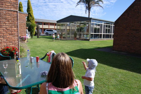 Arkana Motor Inn & Terrace Apartments - Broome Tourism 25