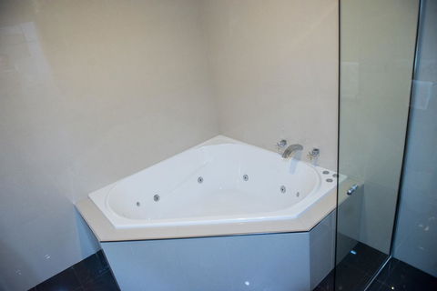 Arkana Motor Inn & Terrace Apartments - Broome Tourism 17