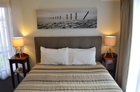 Arkana Motor Inn & Terrace Apartments - Broome Tourism 5