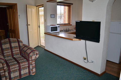 Arkana Motor Inn & Terrace Apartments - Broome Tourism 35