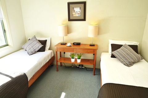 SkyView Villa - Broome Tourism 20
