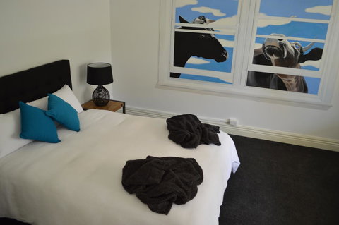 Two Cow Cottage Bed & Breakfast - Broome Tourism 23