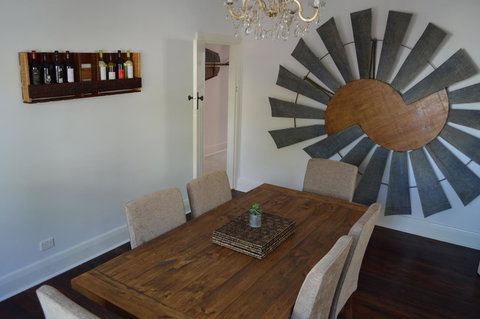 Two Cow Cottage Bed & Breakfast - Broome Tourism 25