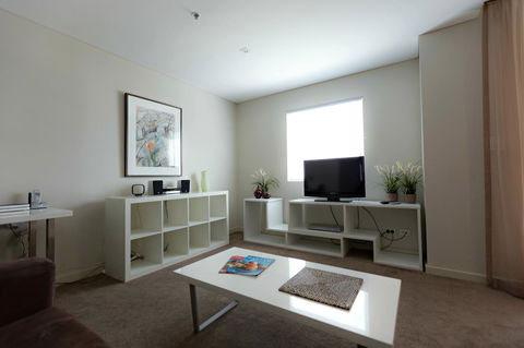 Adelaide DressCircle Apartments - North Terrace - Broome Tourism 13