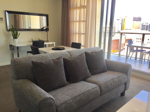 Adelaide DressCircle Apartments - North Terrace - Broome Tourism 16