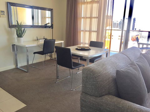 Adelaide DressCircle Apartments - North Terrace - Broome Tourism 21