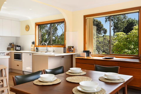 Port Of Call - Port Willunga - C21 SouthCoast Holidays - Broome Tourism 11