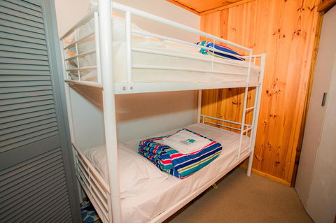 Seppelts View Cabins - Broome Tourism 35