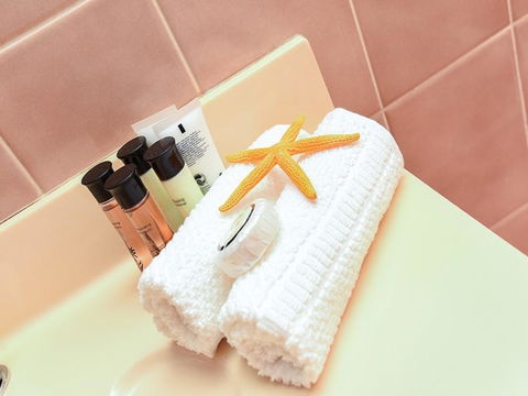 Franklin Beachfront Apartments - Broome Tourism 17