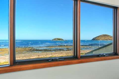 Franklin Beachfront Apartments - Broome Tourism 12