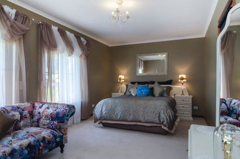 Barossa Retro BnB - Broome Tourism 20