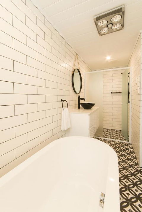 The Manor Basket Range - Broome Tourism 1