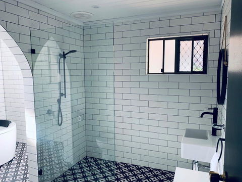 The Manor Basket Range - Broome Tourism 10