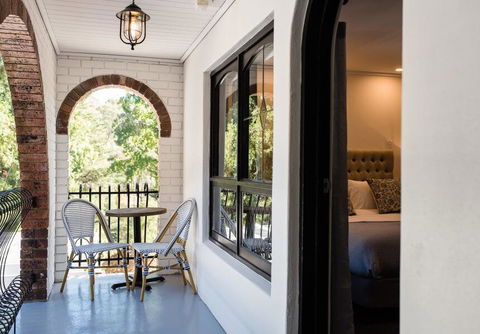 The Manor Basket Range - Broome Tourism 18