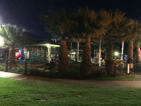 Adelaide - Semaphore Beach Front - Broome Tourism 28