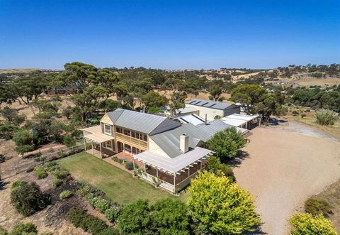Angaston House - Broome Tourism 23