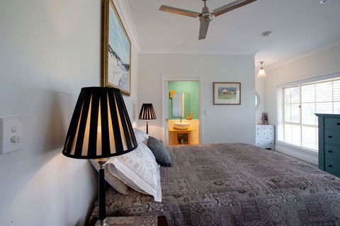 Angaston House - Broome Tourism 4