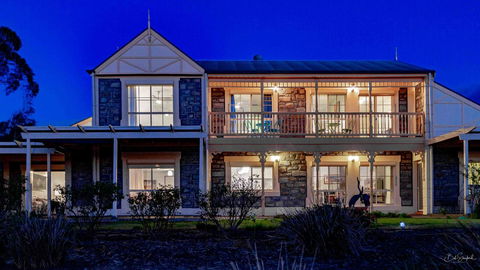 Angaston House - Broome Tourism 0
