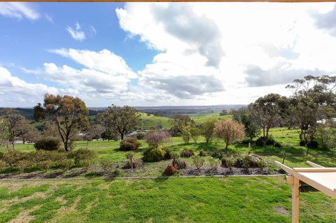 Angaston House - Broome Tourism 9