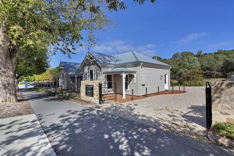 Grandview Accommodation - The Elm Tree Apartments - Broome Tourism 31