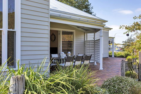 Grandview Accommodation - The Elm Tree Apartments - Broome Tourism 25