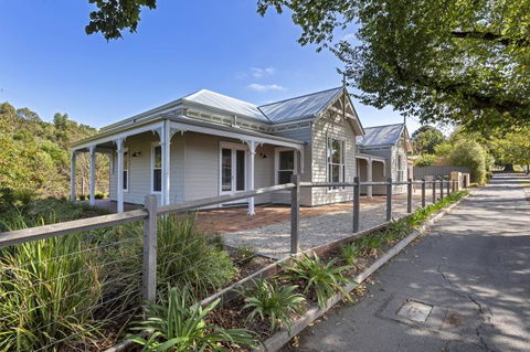 Grandview Accommodation - The Elm Tree Apartments - Broome Tourism 29