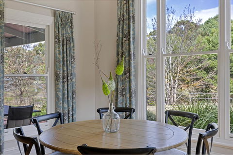 Grandview Accommodation - The Elm Tree Apartments - Broome Tourism 8