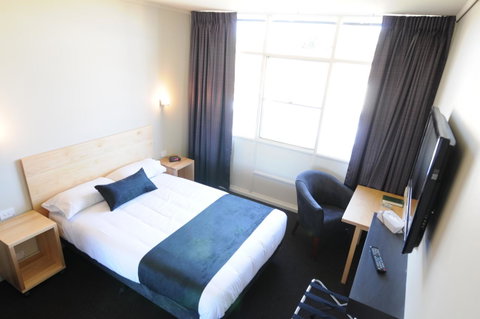 Mansfield Park Hotel - Broome Tourism 13