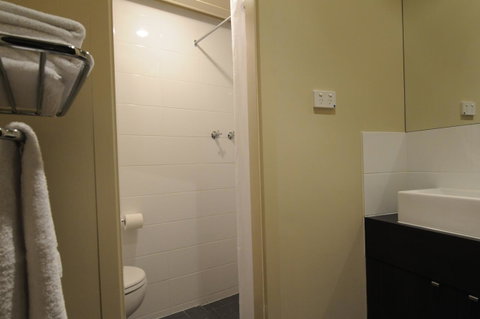 Mansfield Park Hotel - Broome Tourism 8