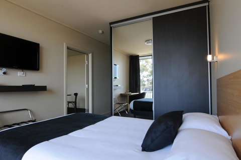 Mansfield Park Hotel - Broome Tourism 15