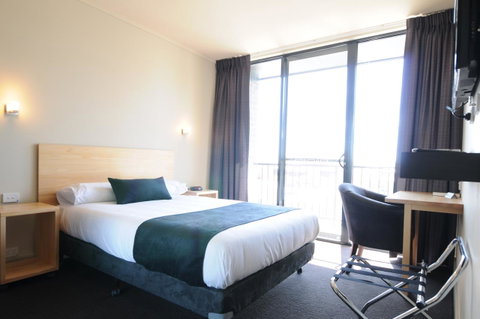 Mansfield Park Hotel - Broome Tourism 14