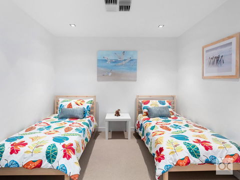 Breeze Beachfront Apartment - Broome Tourism 28