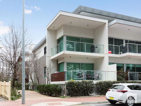 Breeze Beachfront Apartment - Broome Tourism 24