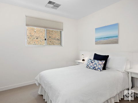 Breeze Beachfront Apartment - Broome Tourism 32