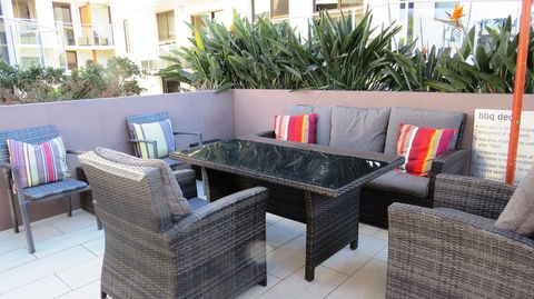 Bayview Beachfront Apartments, In Town Right On The Beach - Broome Tourism 24