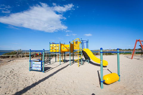 Modra\'s Apartments - Broome Tourism 3