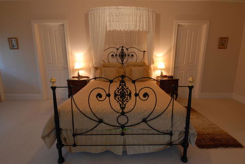 Angaston Saleyards Luxury Accommodation - Broome Tourism 36